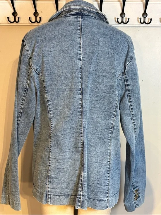 Suzy Shier Light Wash Denim Blazer Jacket Size XXL NWT - Picture 5 of 9